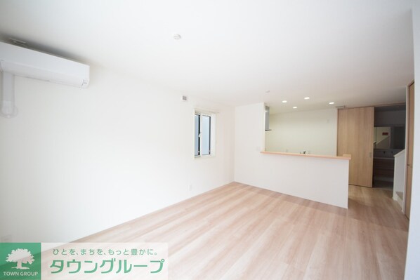 大野町2丁目戸建貸家の物件内観写真